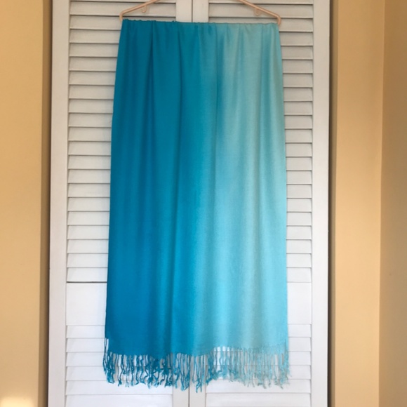 Blue Pashmina Scarf- Ombre! EUC 3/$19 - Picture 2 of 9